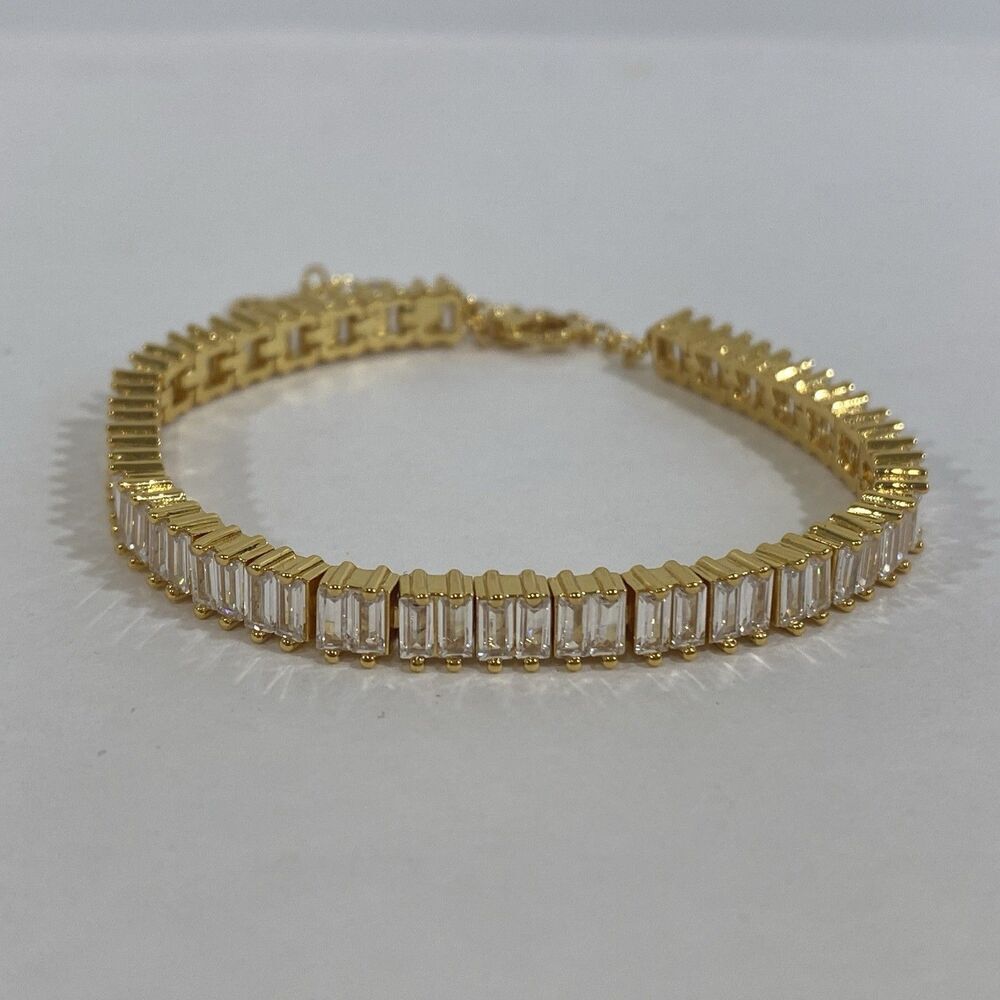 Caitlyn Minimalist Cubic Zirconia‎ 18k Gold Plated Tennis Bracelet With Box